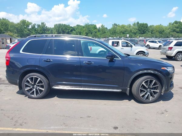 2017 VOLVO XC90 T6 MOMENTUM