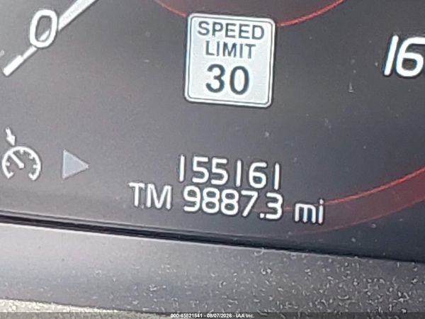 2017 VOLVO XC90 T6 MOMENTUM