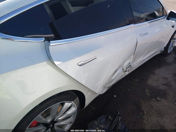 2018 TESLA MODEL 3 LONG RANGE/PERFORMANCE