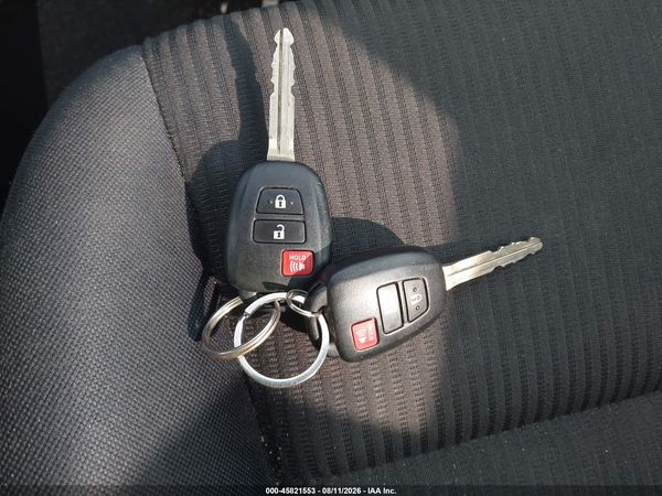 2016 TOYOTA RAV4 LE