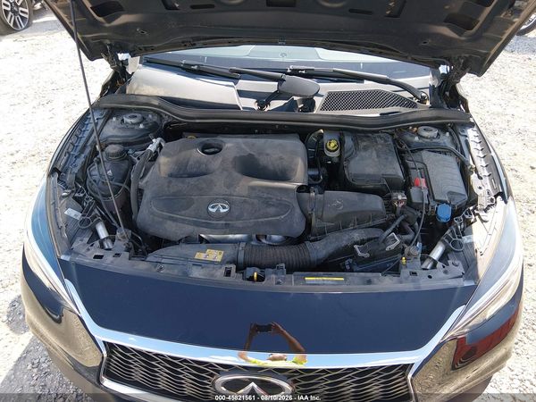 2017 INFINITI QX30 PREMIUM