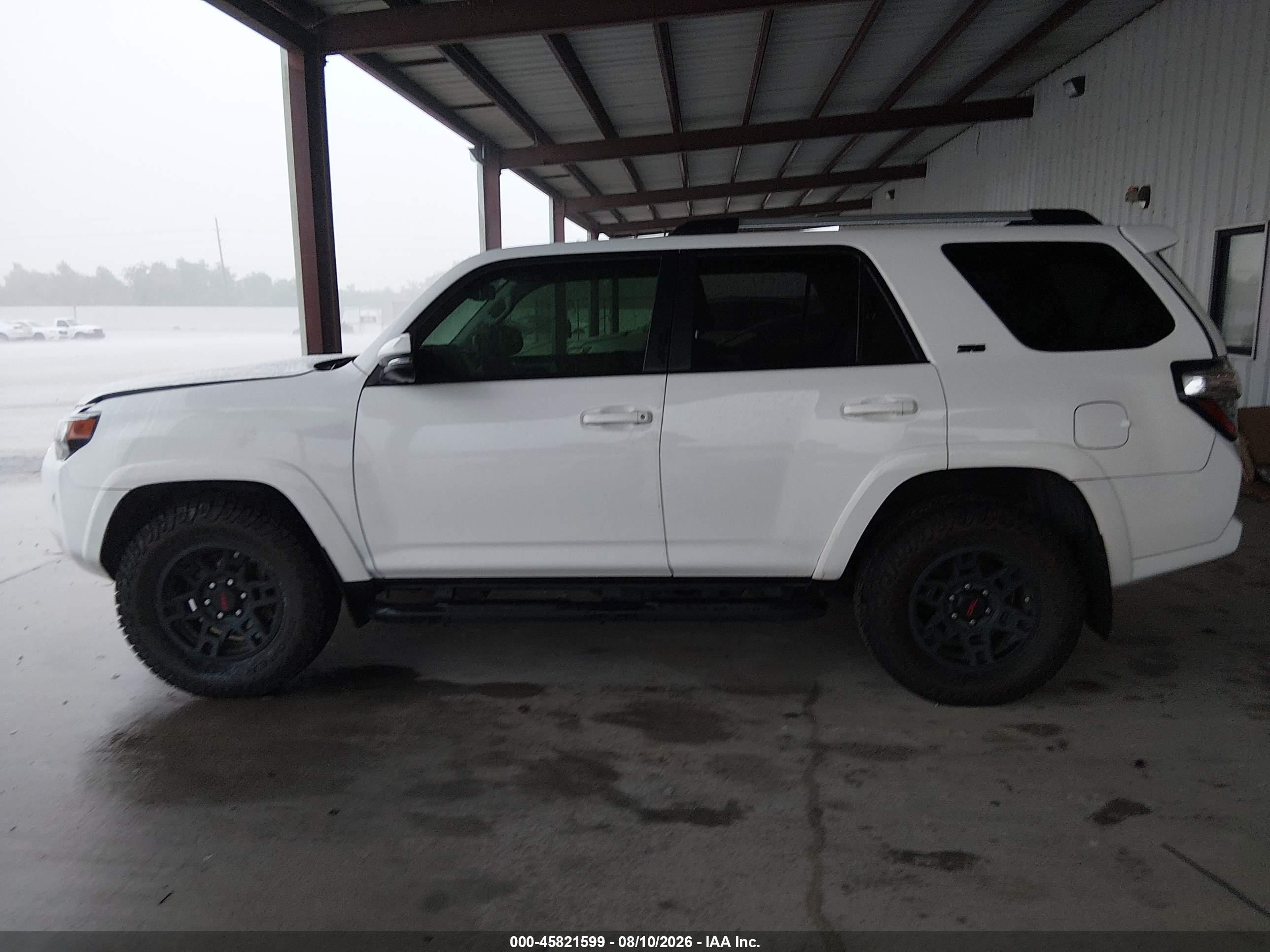 2020 TOYOTA 4RUNNER SR5 PREMIUM