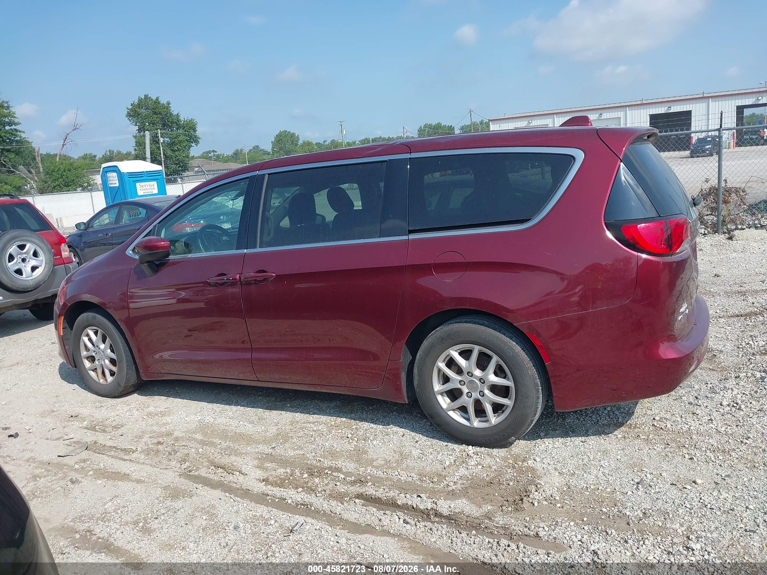 2018 CHRYSLER PACIFICA LX