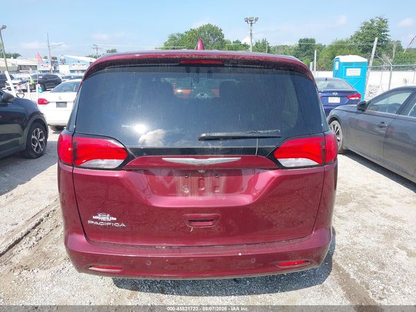 2018 CHRYSLER PACIFICA LX