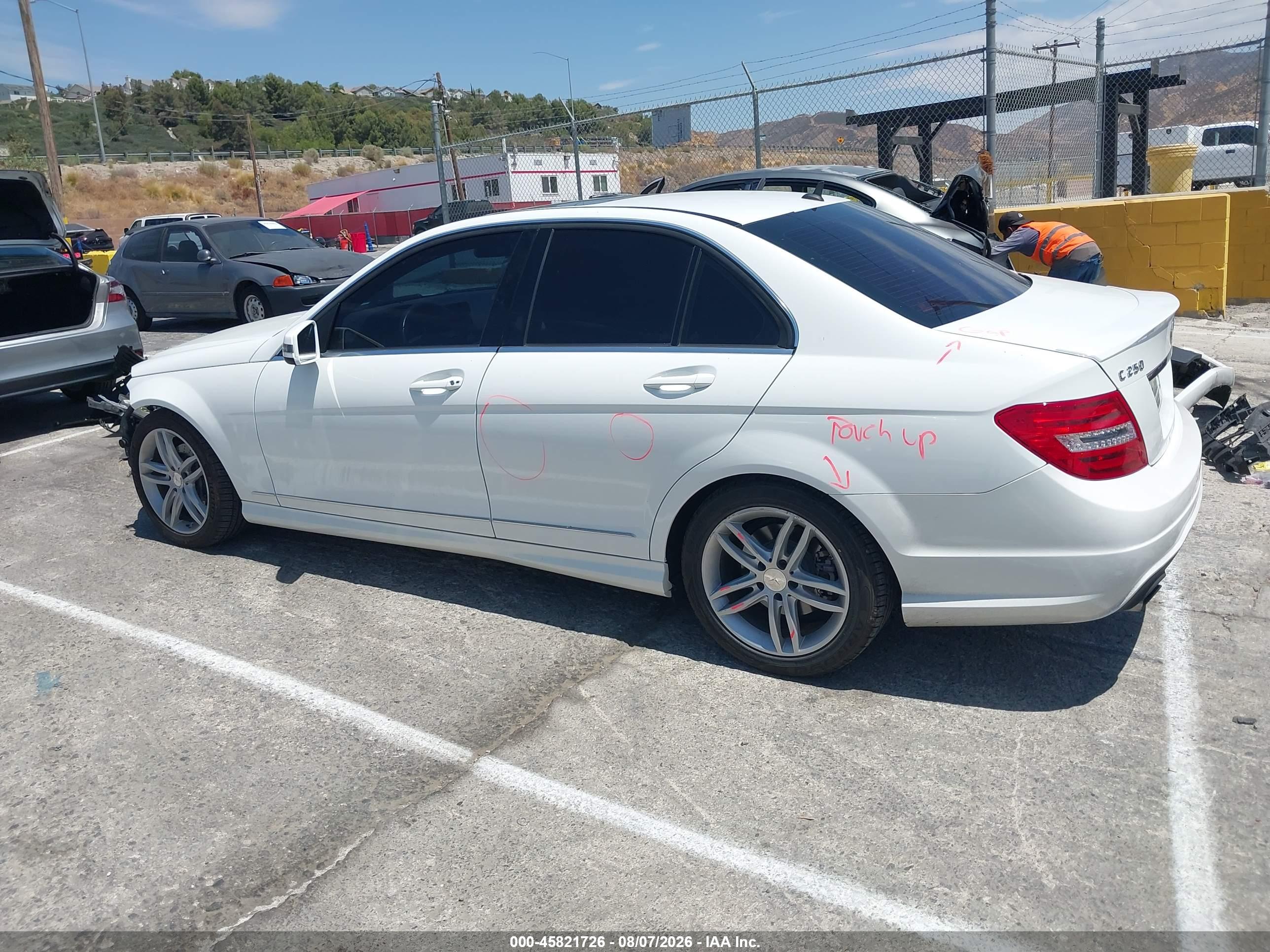 2013 MERCEDES-BENZ C 250 SPORT