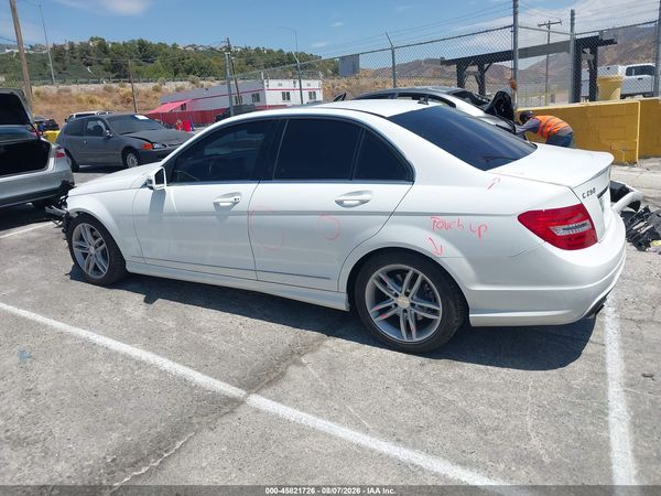 2013 MERCEDES-BENZ C 250 SPORT