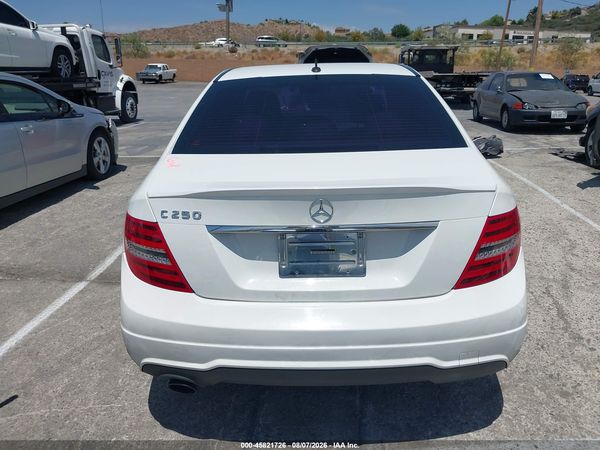 2013 MERCEDES-BENZ C 250 SPORT