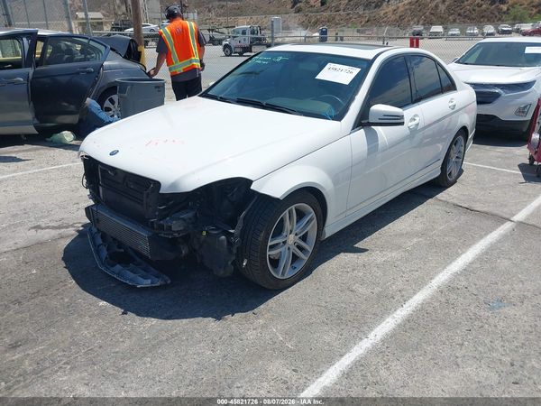 2013 MERCEDES-BENZ C 250 SPORT