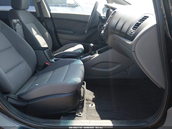 2017 KIA FORTE LX