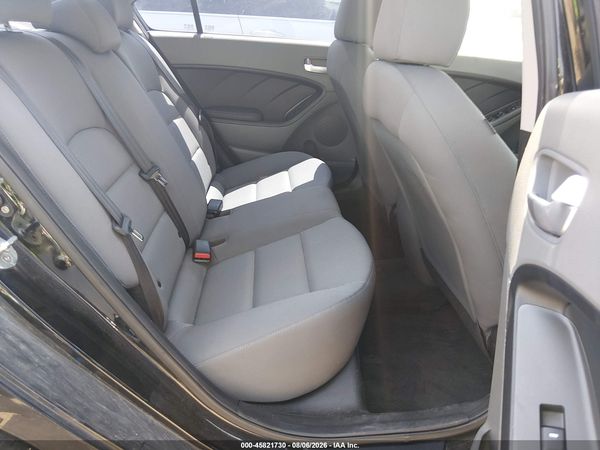 2017 KIA FORTE LX