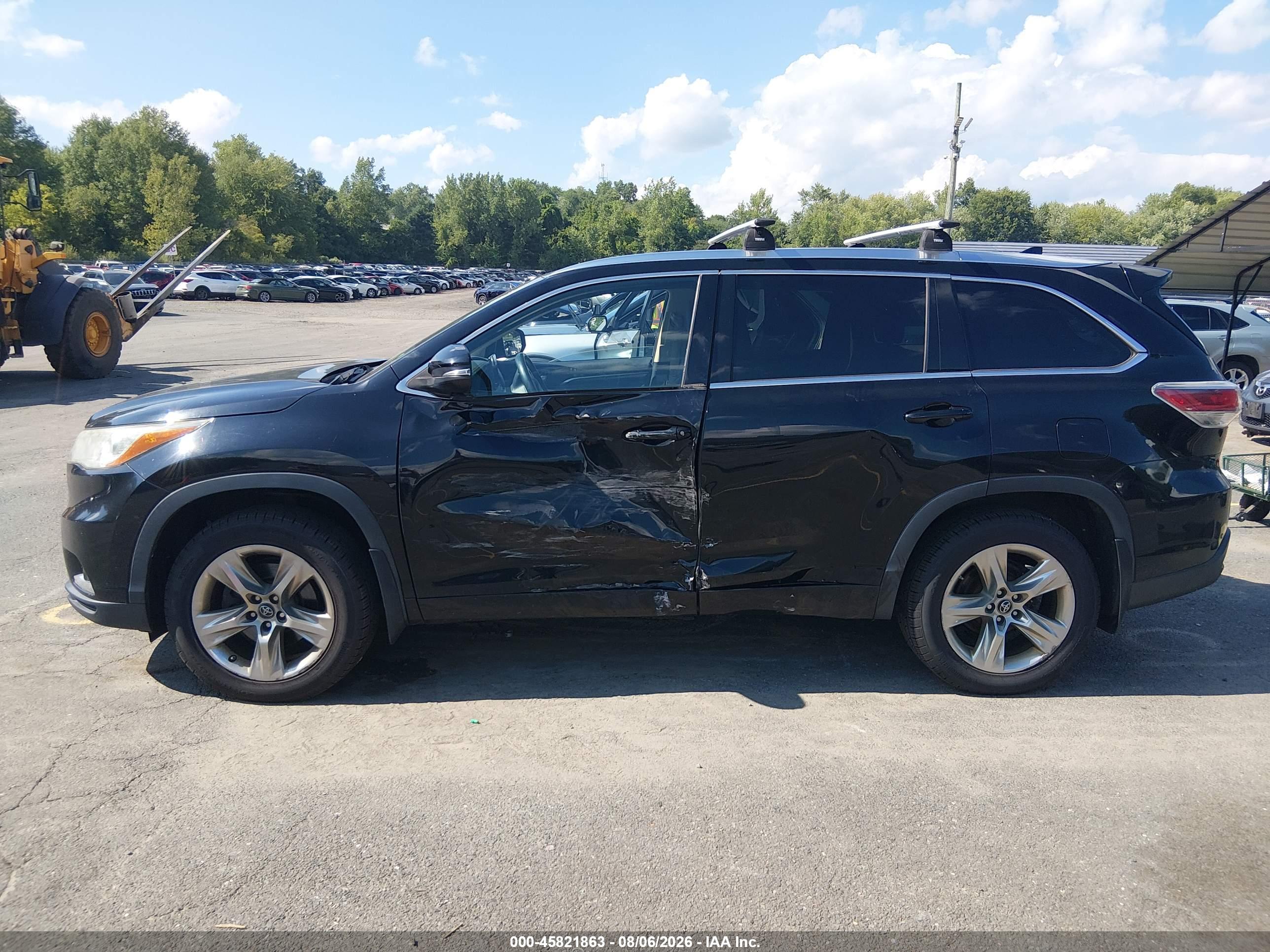 2016 TOYOTA HIGHLANDER LIMITED V6