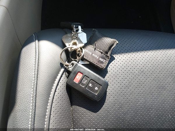 2016 TOYOTA HIGHLANDER LIMITED V6