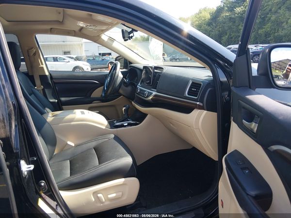 2016 TOYOTA HIGHLANDER LIMITED V6