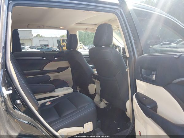 2016 TOYOTA HIGHLANDER LIMITED V6