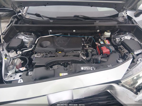 2019 TOYOTA RAV4 XLE