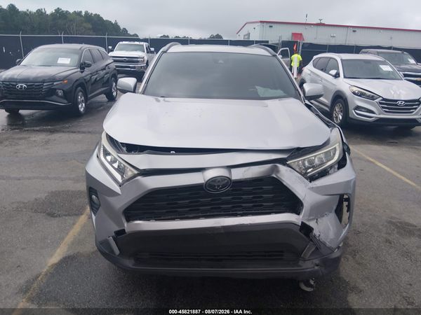 2019 TOYOTA RAV4 XLE