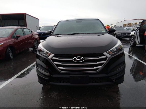2018 HYUNDAI TUCSON SE