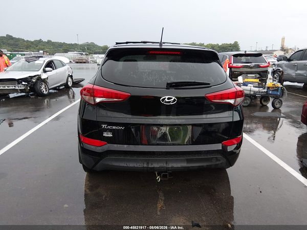 2018 HYUNDAI TUCSON SE