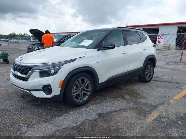 2021 KIA SELTOS S