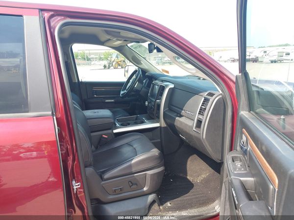 2016 RAM 1500 LARAMIE
