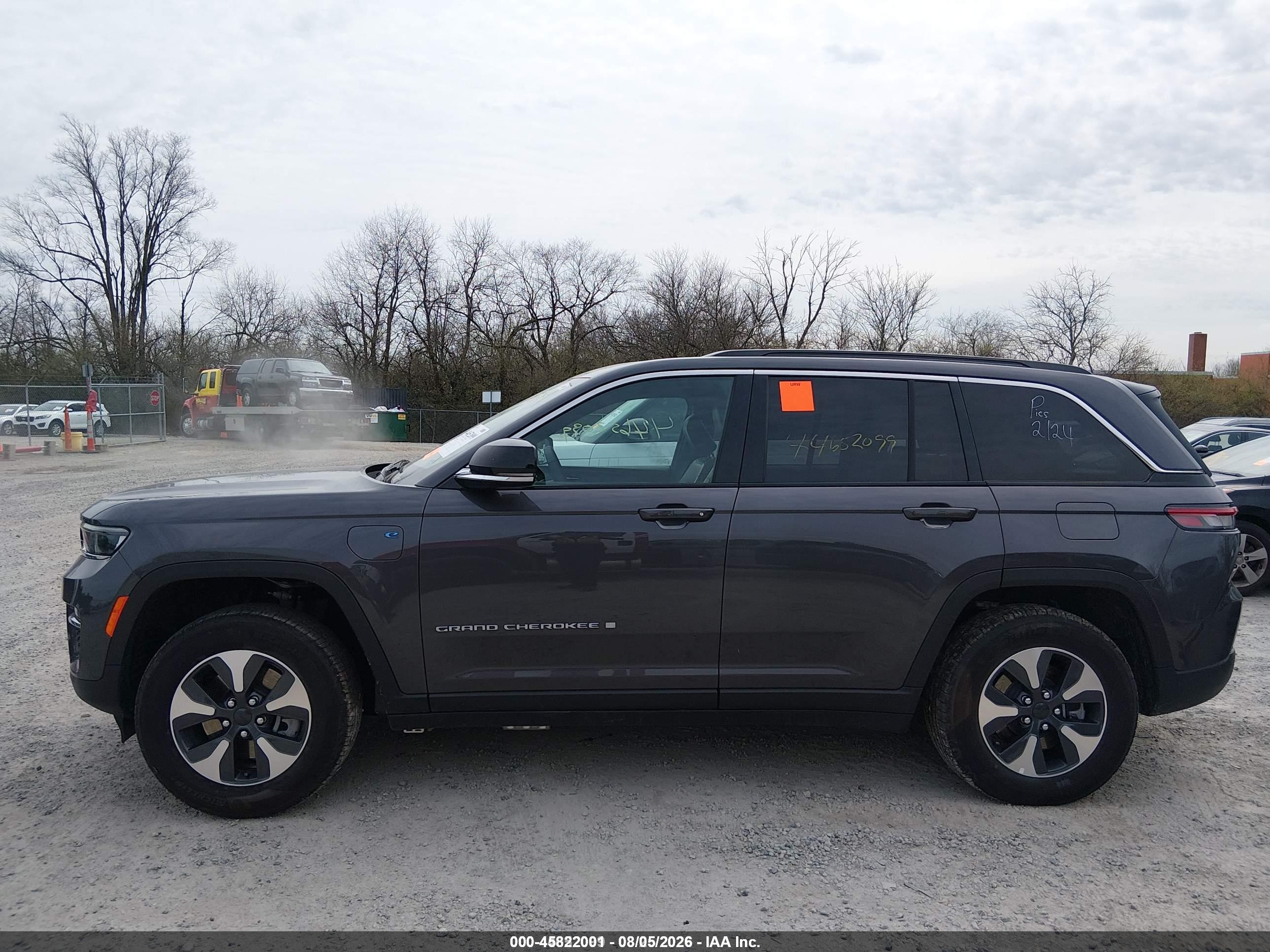 2025 JEEP GRAND CHEROKEE 4XE