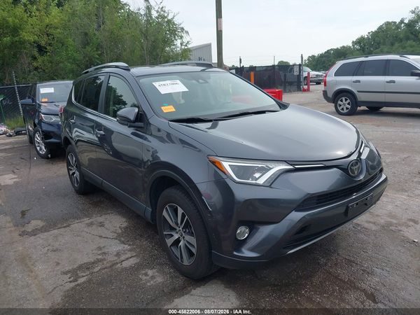 2017 TOYOTA RAV4 XLE