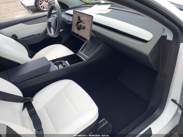 2026 TESLA MODEL Y