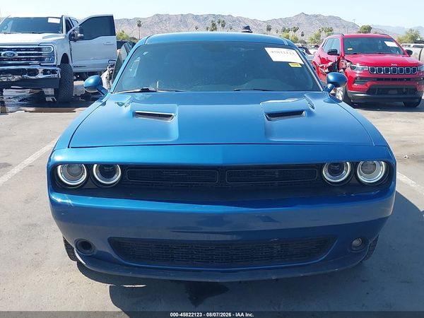 2020 DODGE CHALLENGER SXT