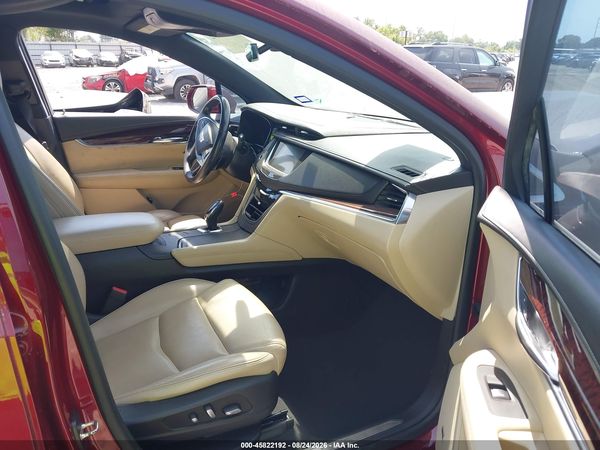 2017 CADILLAC XT5 LUXURY