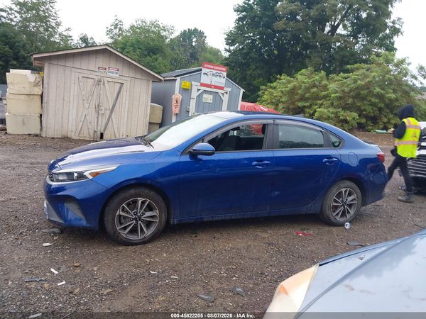 2022 KIA FORTE LXS