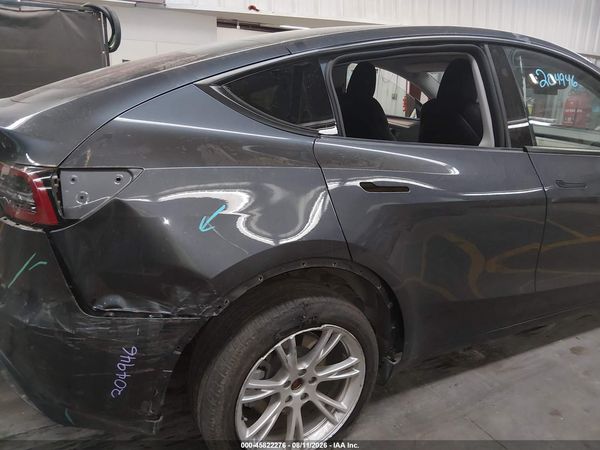 2023 TESLA MODEL Y — I152