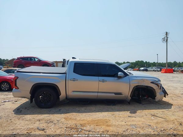 2025 TOYOTA TUNDRA PLATINUM