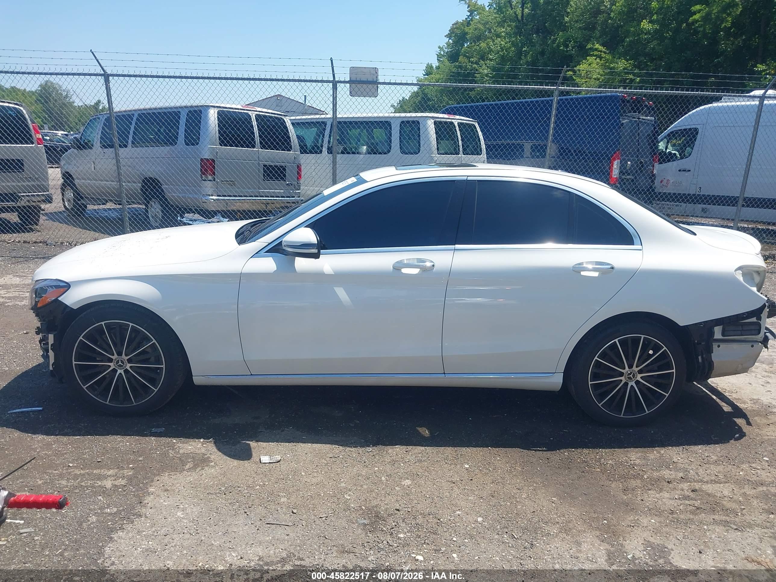 2019 MERCEDES-BENZ C 300 C300