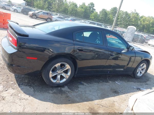 2014 DODGE CHARGER SE