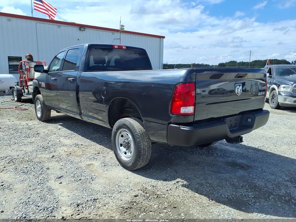 2018 RAM 2500 ST — I3