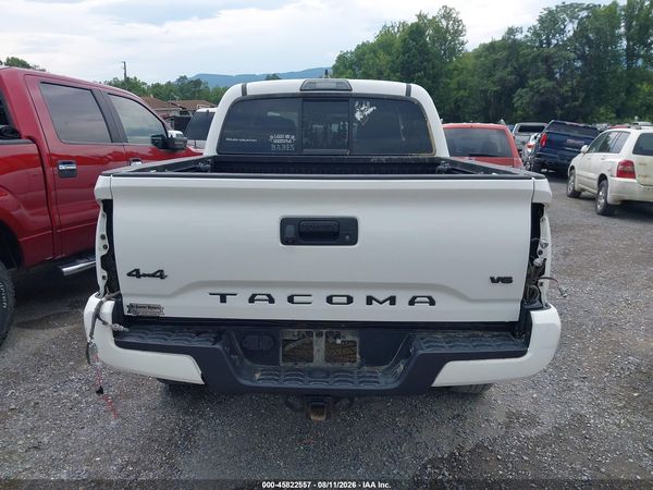 2017 TOYOTA TACOMA SR5 V6