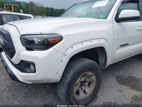 2017 TOYOTA TACOMA SR5 V6