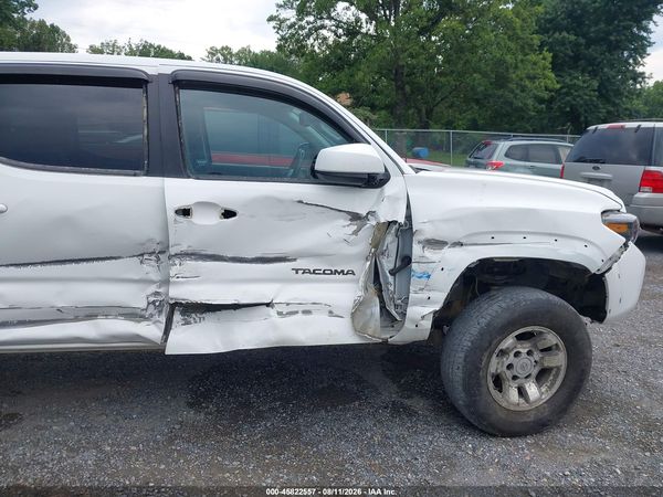 2017 TOYOTA TACOMA SR5 V6
