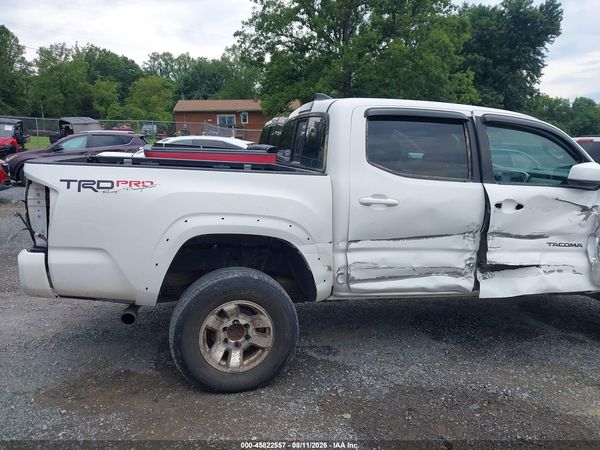 2017 TOYOTA TACOMA SR5 V6