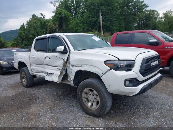 2017 TOYOTA TACOMA SR5 V6