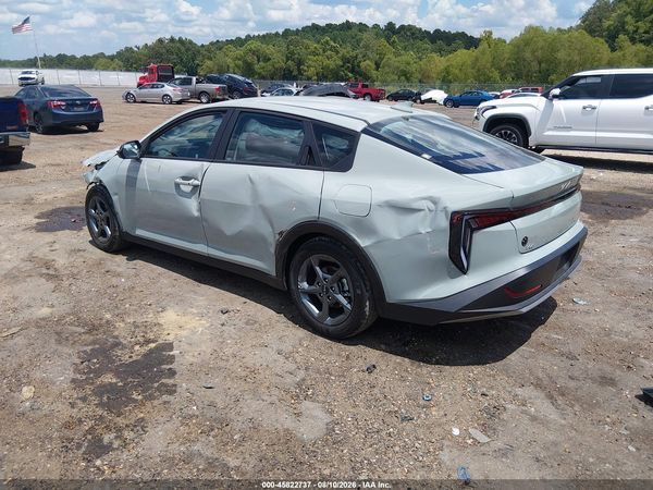 2026 KIA K4 LXS