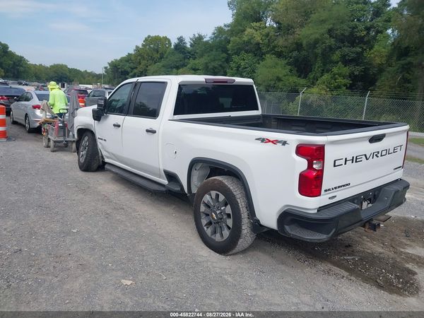 2022 CHEVROLET SILVERADO 2500HD 4WD  STANDARD BED CUSTOM — I3