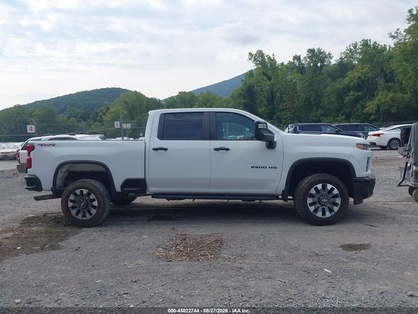 2022 CHEVROLET SILVERADO 2500HD 4WD  STANDARD BED CUSTOM — I116
