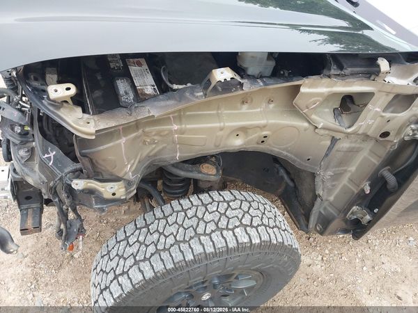 2019 TOYOTA TACOMA SR5 V6