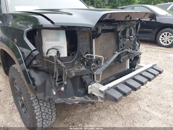 2019 TOYOTA TACOMA SR5 V6