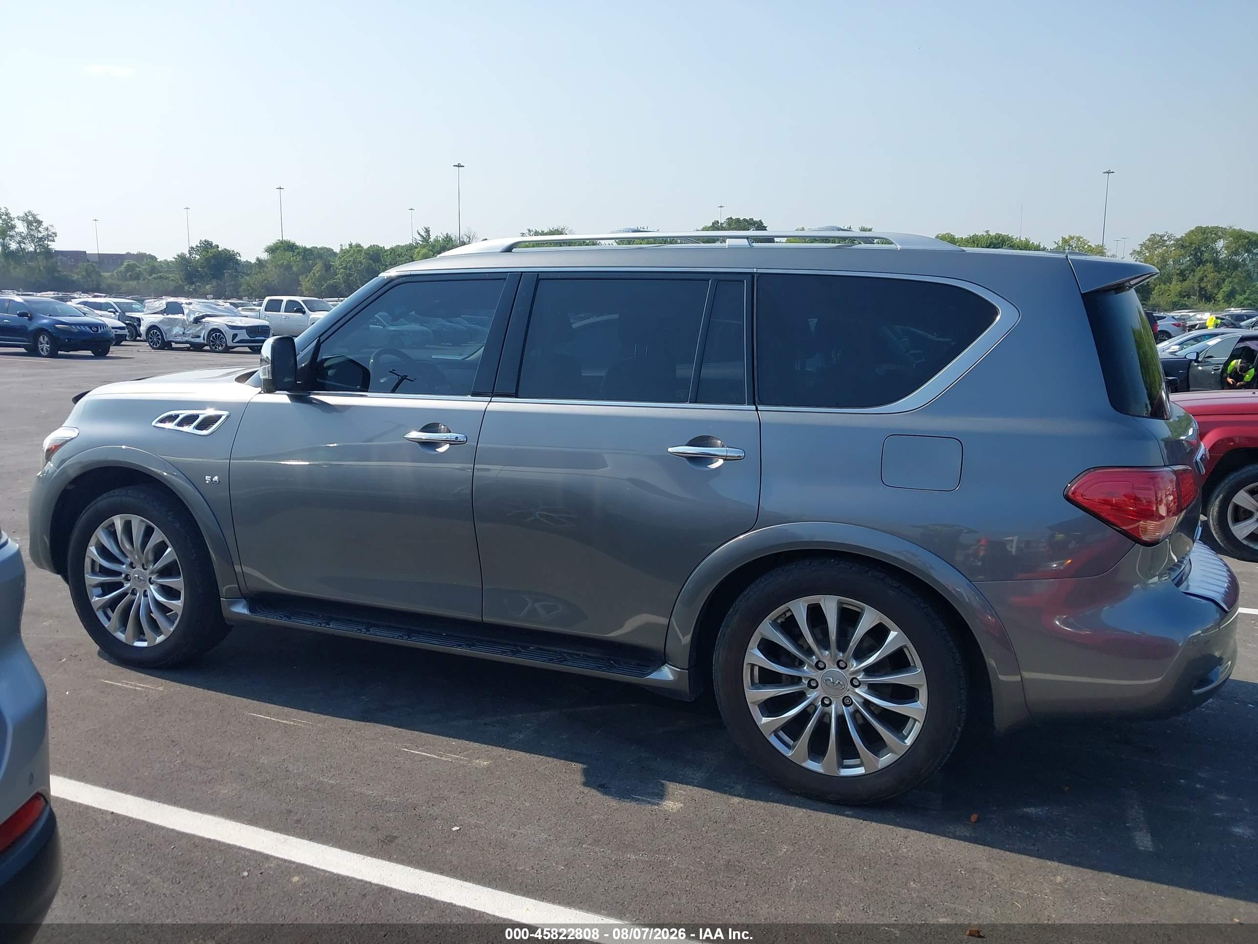 2017 INFINITI QX80