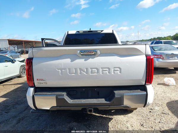 2026 TOYOTA TUNDRA LIMITED CREWMAX 5.5' BED
