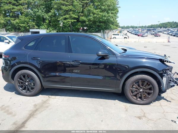 2019 PORSCHE CAYENNE S