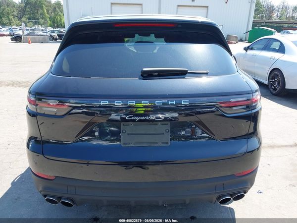 2019 PORSCHE CAYENNE S