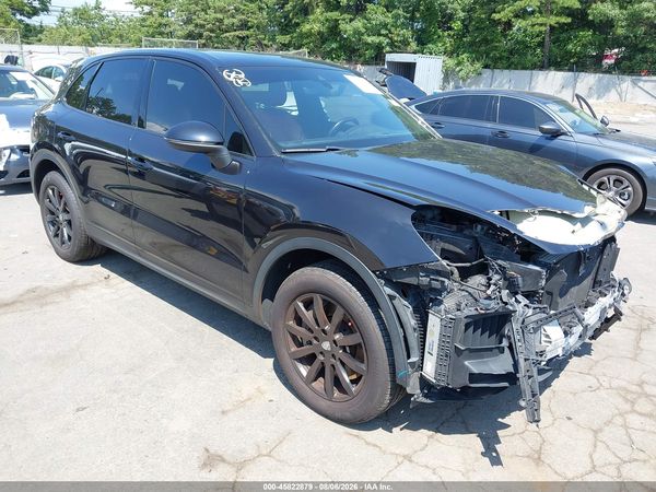 2019 PORSCHE CAYENNE S